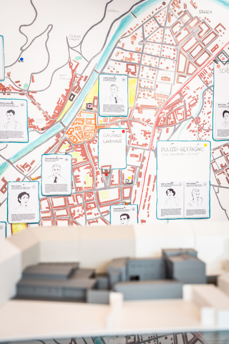 6_Ausstellung-Leokadia-Justman_@Christanell-5