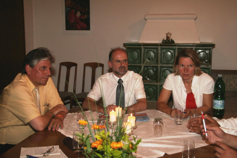 Bgm. Arno Abler, Pfarrer Theo Mairhofer, Brigitte Schnellrieder Bgm. Arno Abler, Pfarrer Theo Mairhofer, Brigitte Schnellrieder