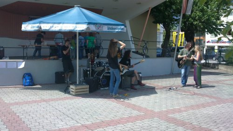 Eine junge Band aus Wörgl und Umgebung bot den Gästen des Gradlangers Live-Musik
