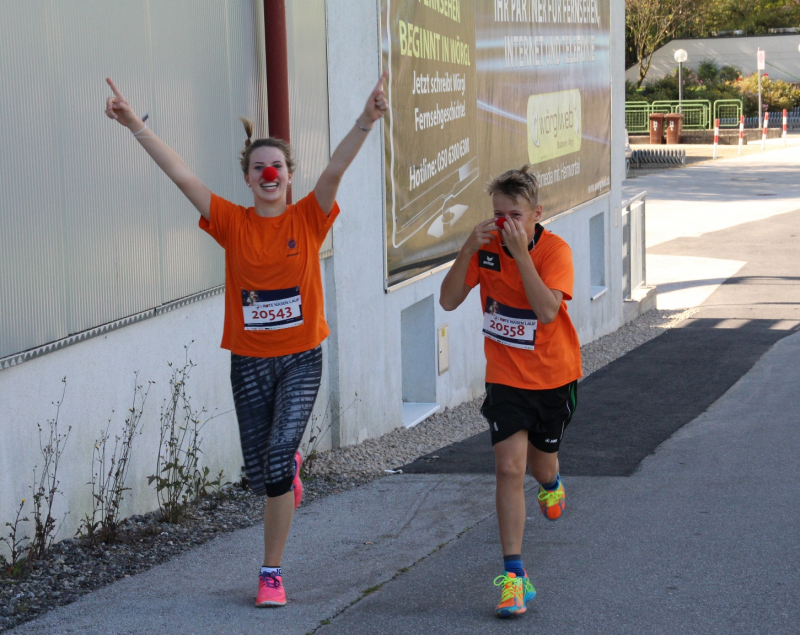 Zieleinlauf, ob groß oder klein, sie waren alle dabei!
