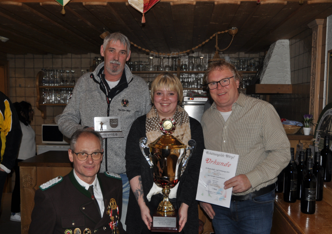 Sieger Mix-Bewerb – OSCHM Aufschnaiter Hubert, Mair Markus, Schachner Simone, Mohn Manfred Sieger Mix-Bewerb – OSCHM Aufschnaiter Hubert, Mair Markus, Schachner Simone, Mohn Manfred