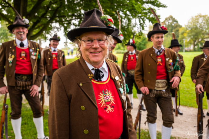 Bataillonsfest der Gebirgsschützen festigt Freundschaft mit Tirol