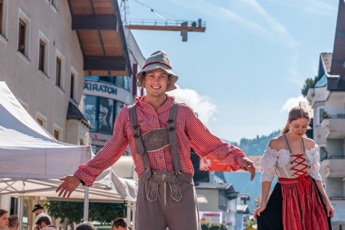 Das Wörgler Brezensuppenfest – ein kulinarisches Erlebnis für die ganze Familie Das Wörgler Brezensuppenfest – ein kulinarisches Erlebnis für die ganze Familie
