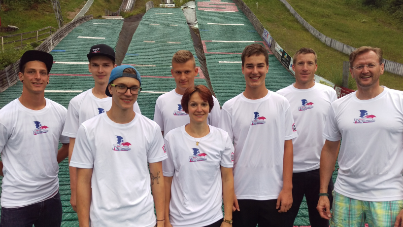 Thomas Thurnbichler Fabian Rauter Benni Gschwendtner Mario Leitgeb Christina Hoiss Klemens Neurauther Daniel Nodes und Thomas Wagner Thomas Thurnbichler Fabian Rauter Benni Gschwendtner Mario Leitgeb Christina Hoiss Klemens Neurauther Daniel Nodes und Thomas Wagner