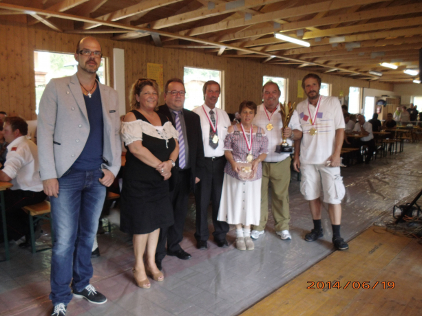 GR Christian Pumpfer, Gem. Vorst. Irmgard Egger, Vbgm. Wilfried Ellinger, mit den Siegern  d. allg. Klasse Johannes Lanner, Roswitha Lanner, Georg Manzl, Günter Wabnigg. 