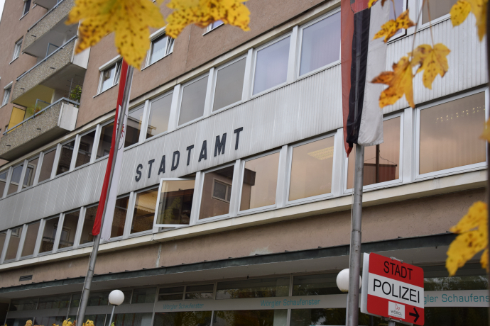Am DO/27.10.2016 findet um 18.30 Uhr im großen Saal im VZ Komma eine öffentliche Gemeindeversammlung statt. Am DO/27.10.2016 findet um 18.30 Uhr im großen Saal im VZ Komma eine öffentliche Gemeindeversammlung statt.