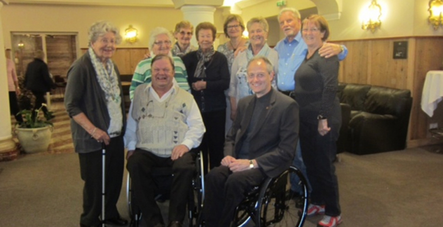 Die Gewinner der 2-Tagesfahrten mit Obmann Helmut Knoll und Vbgm. Hubert Aufschnaiter