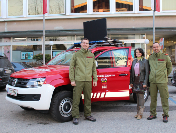 Kd.-Stv. Hubert Ziepl, Bgm. Hedi Wechner, Kdt. Armin Ungericht Kd.-Stv. Hubert Ziepl, Bgm. Hedi Wechner, Kdt. Armin Ungericht