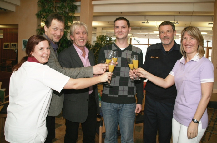 Melanie Berthel, Harald Ringer, Franz Stifter, Johann Rieder, Elke Aufschnaiter. Melanie Berthel, Harald Ringer, Franz Stifter, Johann Rieder, Elke Aufschnaiter.