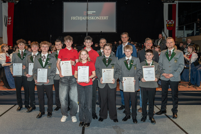 Frühjahrskonzert BMK Bruckhäusl mit Ehrungen
