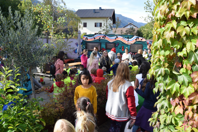 Hunderte Kinder beim Kinder- und Familienfest in der ZONE