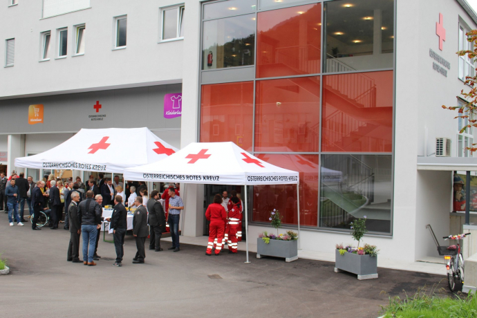 Das neue Rot-Kreuz-Heim Das neue Rot-Kreuz-Heim