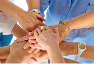 Koordinationsstelle Care Management Kufstein unterstützt Betroffene und pflegende Angehörige Koordinationsstelle Care Management Kufstein unterstützt Betroffene und pflegende Angehörige