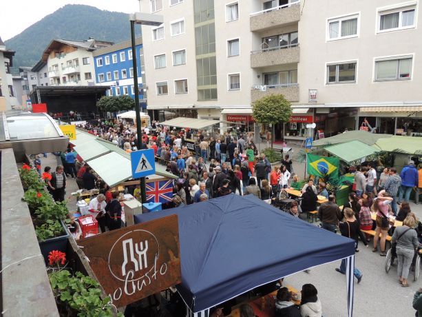 Kultur, Kulinarik und Unterhaltung beim 3. Fest der Nationen