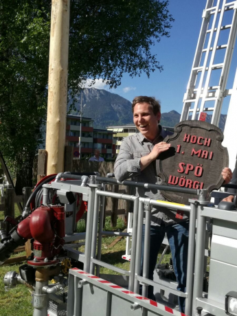 Mai-Feier beim Volkshaus Wörgl