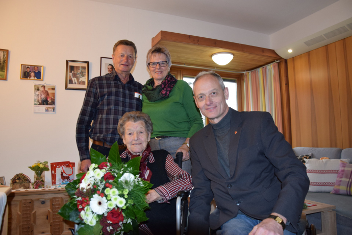 Mit 95 fit wie ein Turnschuh Mit 95 fit wie ein Turnschuh