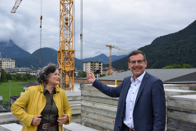 Neubau am Mitterhoferweg vor Fertigstellung