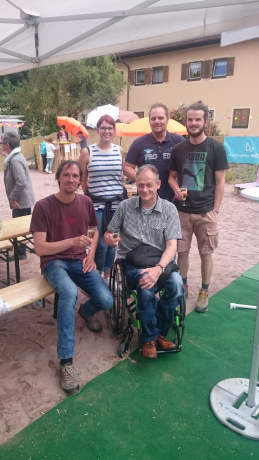 Verein komm!unity mit Vbgm. Aufschnaiter und GR Haaser bei der Stadtstranderöffnung