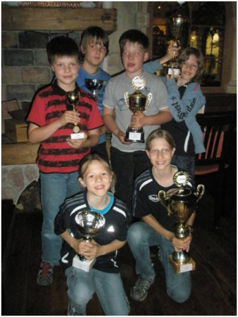 Gruppenfoto: TT- Jugend ESV Sparkasse Wörgl Gruppenfoto: TT- Jugend ESV Sparkasse Wörgl