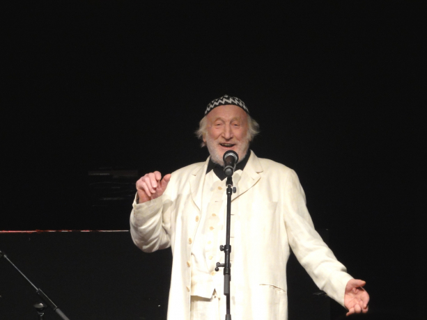 Karl Merkatz alias "Mundl" Karl Merkatz alias "Mundl"