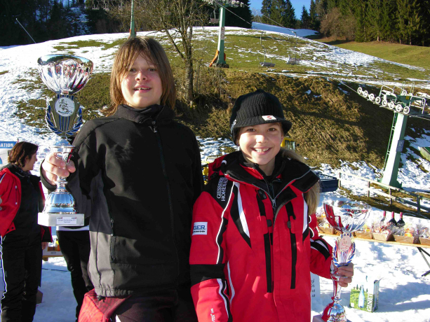 Wörgler Schülerskimeister 2011: Franz Thurnbichler, Selina Rieder Wörgler Schülerskimeister 2011: Franz Thurnbichler, Selina Rieder