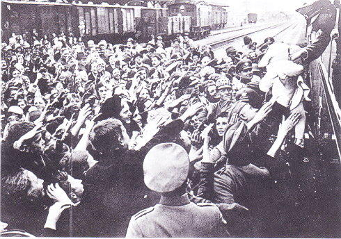 Adolf Hitler am Bahnhof Wörgl Adolf Hitler am Bahnhof Wörgl
