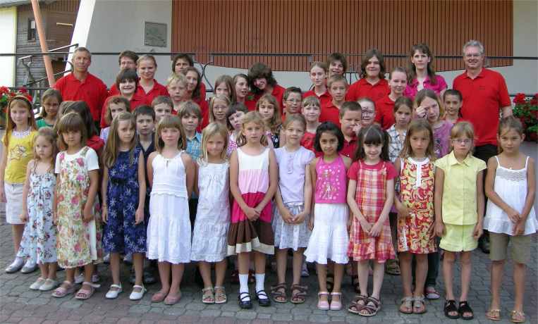 Kinderchor und Jungmusik vor dem Konzert