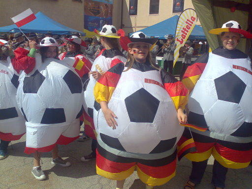 Fußball lebt Fußball lebt
