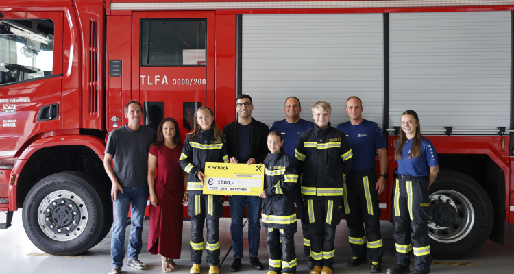 Aus „Fest der Nationen“ wird „ALLERWELTsFEST Wörgl“: 1.000 Euro Spende für die Jungfeuerwehr Aus „Fest der Nationen“ wird „ALLERWELTsFEST Wörgl“: 1.000 Euro Spende für die Jungfeuerwehr