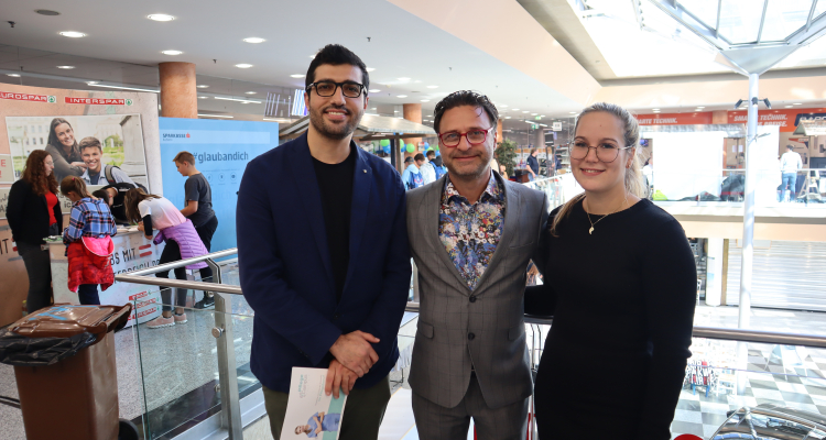 Vbgm. Kaya Kayahan, Wirtschaftsreferent Deutsch Andreas, Sachbearbeiterin Hauser Michelle Vbgm. Kaya Kayahan, Wirtschaftsreferent Deutsch Andreas, Sachbearbeiterin Hauser Michelle