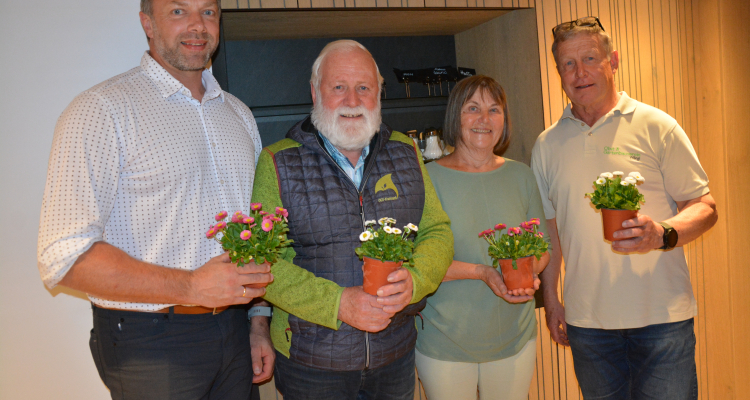 Obst- und Gartenbauverein - Bericht von der JHV mit Ehrungen Obst- und Gartenbauverein - Bericht von der JHV mit Ehrungen