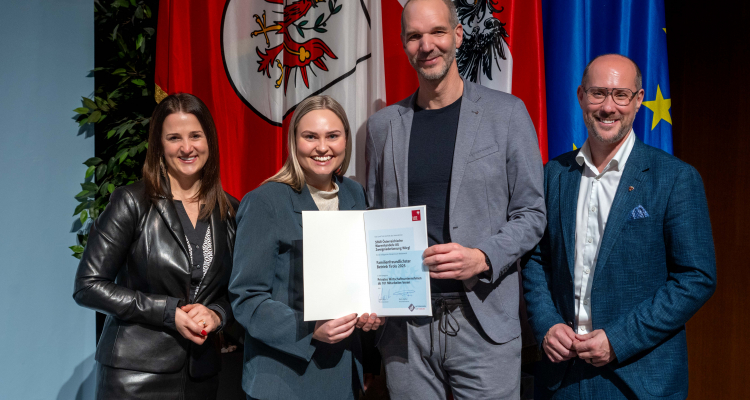 SPAR erhält das Prädikat „Familienfreundlichster Betrieb“ SPAR erhält das Prädikat „Familienfreundlichster Betrieb“