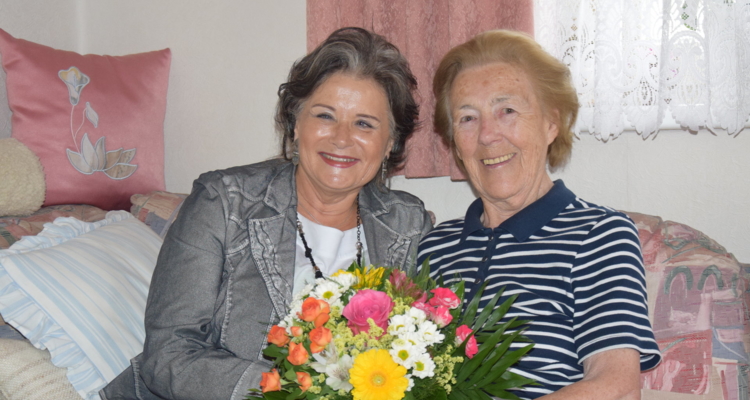 Anna Hager: 90 Jahre mit viel Lebensfreude Anna Hager: 90 Jahre mit viel Lebensfreude