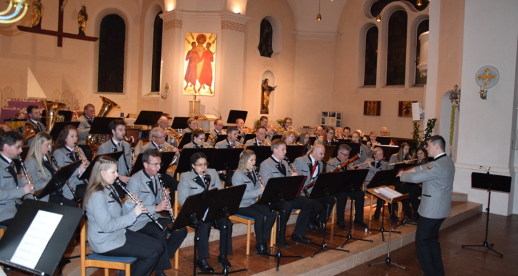 Benefizkonzert der STMK Wörgl Benefizkonzert der STMK Wörgl