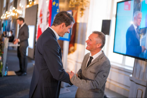 Bürgermeister Michael Riedhart offiziell angelobt!