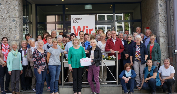 Caritas: 50 HaussammlerInnen kamen zum Dankestreffen nach Wörgl Caritas: 50 HaussammlerInnen kamen zum Dankestreffen nach Wörgl