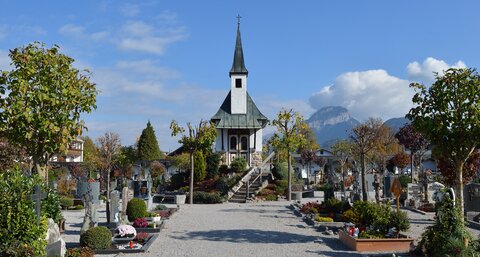 Fahrdienst für Friedhofsbesuche