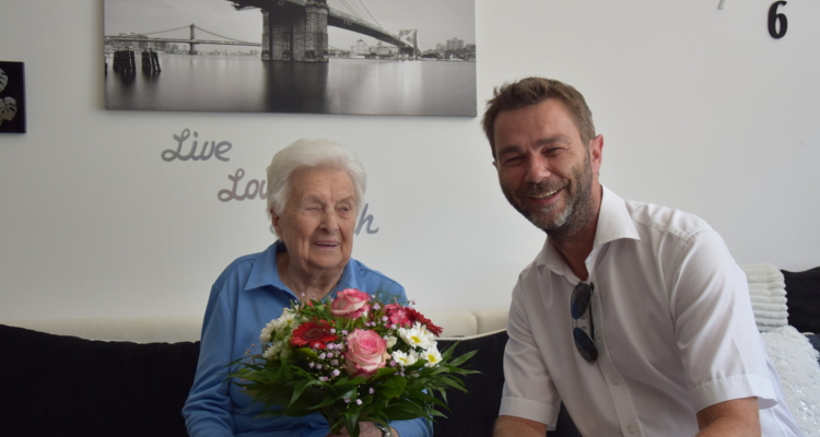 Fit wie ein Turnschuh: Hildegard Scherer ist 90 Fit wie ein Turnschuh: Hildegard Scherer ist 90