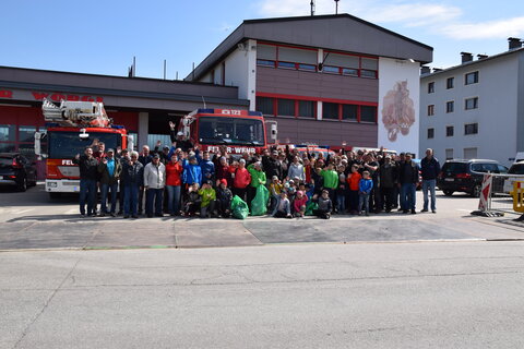 Fleißige Helfer sammelten 2,5 Tonnen Müll