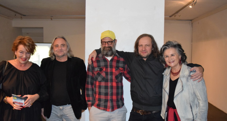 Galerie am Polylog: Ausstellung ADAPOST mit Frank Stürmer & Justin Lieberman Galerie am Polylog: Ausstellung ADAPOST mit Frank Stürmer & Justin Lieberman