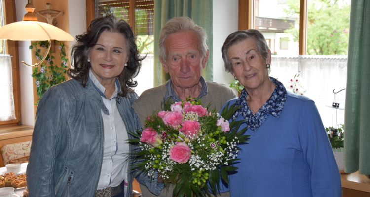 Hubert Mosser sen.: Vitaler 90er mit Pfiff! Hubert Mosser sen.: Vitaler 90er mit Pfiff!