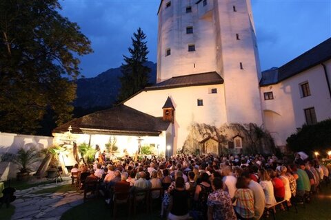 Innovativer Volksmusikabend mit Jodelfisch und Kathrein Musig