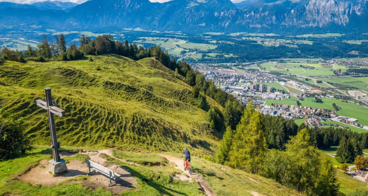 Jungbauernschaft renoviert Kreuzweg Möslalm Jungbauernschaft renoviert Kreuzweg Möslalm