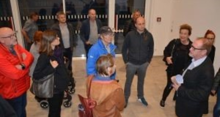 Kulturstammtisch besichtigt Haus der Musik Kulturstammtisch besichtigt Haus der Musik