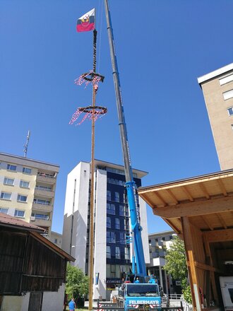 Maifest und Frühschoppen beim Karglbauern in Wörgl 