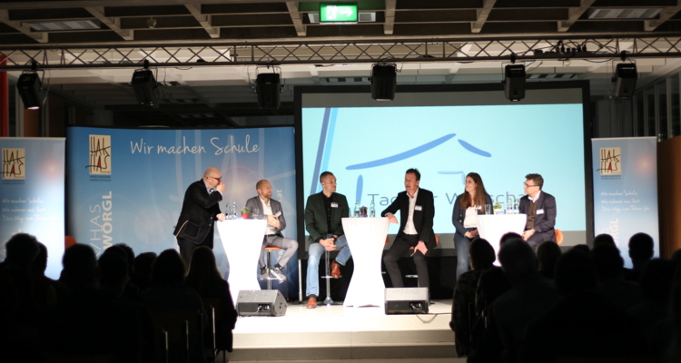 Mission Digitalisierung: Schule trifft auf Wirtschaft 4.0 Mission Digitalisierung: Schule trifft auf Wirtschaft 4.0