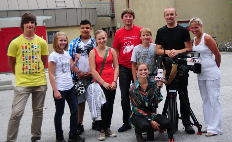Schüler mit dem ATV Team Schüler mit dem ATV Team