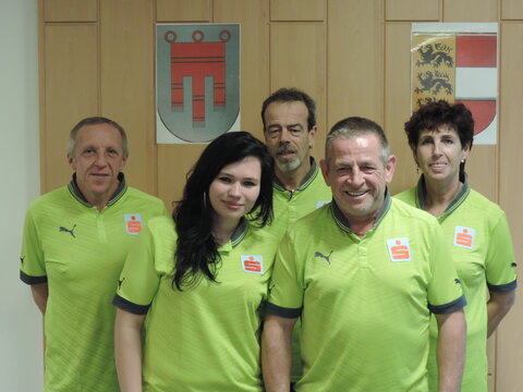 von li. Gerhard Lechner, Vanessa Nairz, Ewald Germuth, Willi Winkler und Christa Nairz