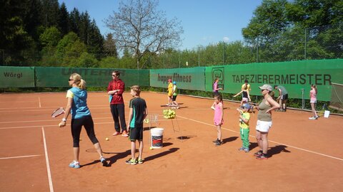 TC Wörgl lädt zur "Eltern-Kind-Olympiade"
