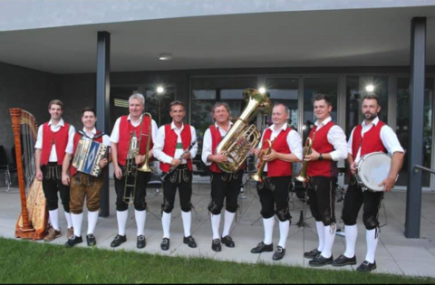 Viel Jubel für „Die Fidelen Wörgler“